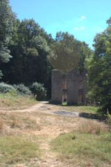 Obraz premium ruine ,vestige en pierres