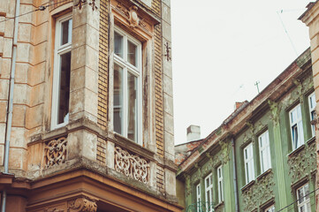 Obraz premium Old facades of houses in the historic center of the European city