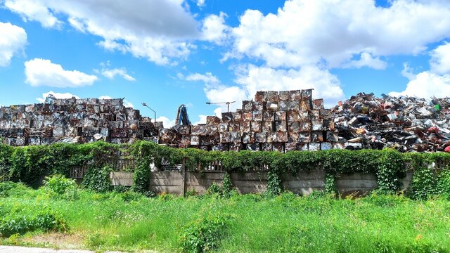 Scrap Cube Metal Recycling Yard