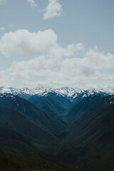 Fototapeta premium clouds over hurricane ridge mountains 