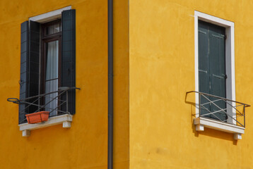 Fototapeta na wymiar House detail,Campo Santo stefano square,Venice, Italy