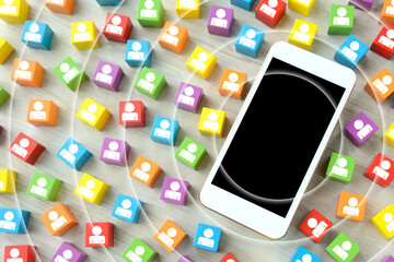 スマートフォンで情報拡散イメージ