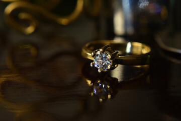 
Gold ring set with sparkling diamonds