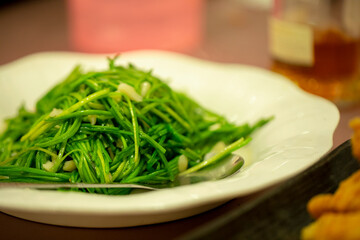 A must-have stir-fried vegetable in Taiwanese hot stir-fry shop, delicious and crisp water lotus vegetable