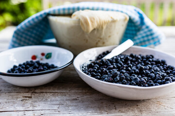 Ingredients for blueberry butter buns.