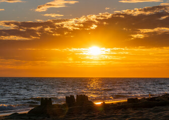 Obraz premium Saint-Jean-de-Monts sunset at the beach
