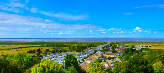 port and village in France, Gironde