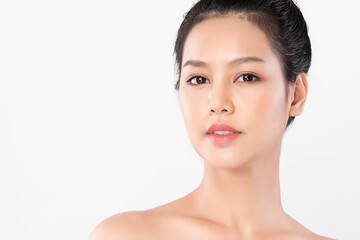 Fototapeta premium Beautiful Young asian Woman with Clean Fresh Skin, on white background, Face care, Facial treatment, Cosmetology, beauty and spa, Asian women portrait