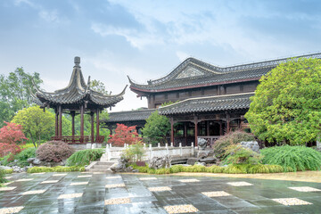 Located in Shouxihu Chinese Classical Garden, Yangzhou, Jiangsu.