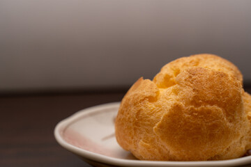 家で食べるシュークリーム