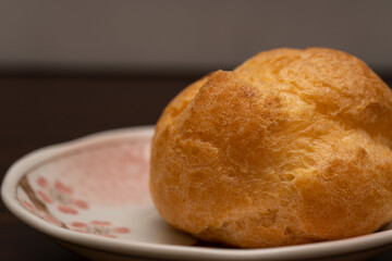 家で食べるシュークリーム