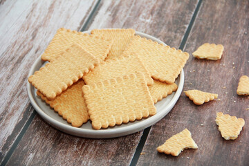 edible square dry yellow a cookies