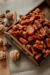 dried dates 