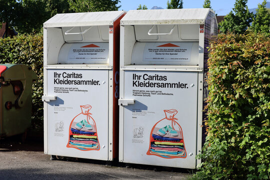 Caritas Altkleider Container