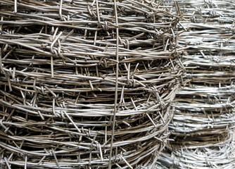 barbed wire for fencing, wire galvanized with spikes for industry, protection