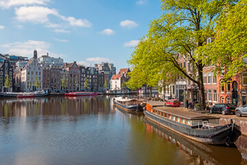 Naklejka premium Malownicze miasto z Amsterdamu w Holandii