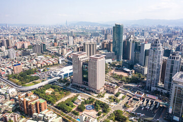 Fototapeta na wymiar This is a view of the Banqiao district in New Taipei where many new buildings can be seen, the building in the center is Banqiao station, Skyline of New taipei city