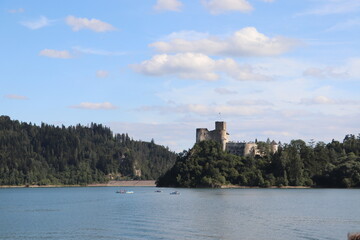Zamek w Niedzicy - Jezioro Czorsztyńskie