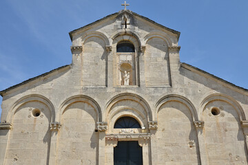 Fototapeta na wymiar Façade de la cathédrale du Nebbio à Saint-Florent, Corse