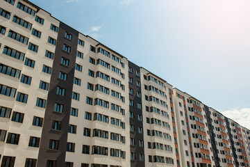 Fototapeta na wymiar New multi-storey residential apartment building