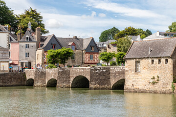 Fototapeta na wymiar view of the city of Auray, in Brittany