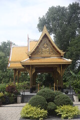 Fototapeta premium pavilion in the park