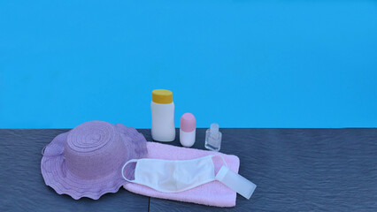 Mundschutz mit Strandaccessoires