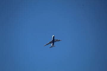 Fototapeta na wymiar British Airways 747 overhead London City