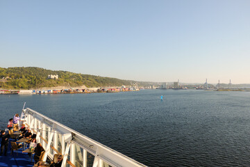 Obraz premium Norway. Oslo. View of the Oslo fjord from the ferry deck. September 18, 2018