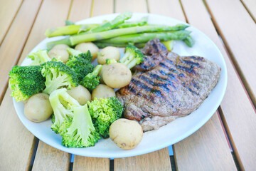 steak dinner outside