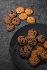 chocolate chip cookies