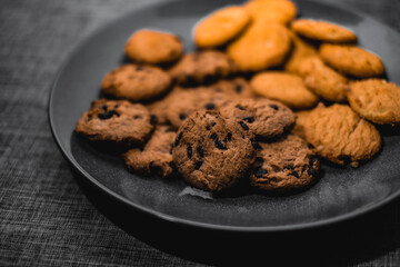 chocolate chip cookies