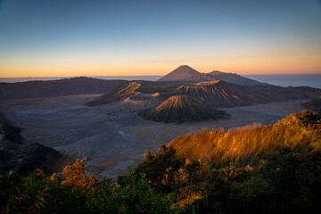 Fototapeta na wymiar Bromo volcano in the morning, sunrise, Java, Indonesia