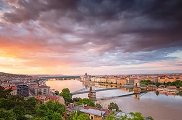 Foto op Aluminium Colorful sunset over Budapest, Hungary © Horváth Botond