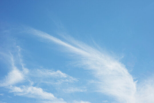  A cloud like an angel's wing.