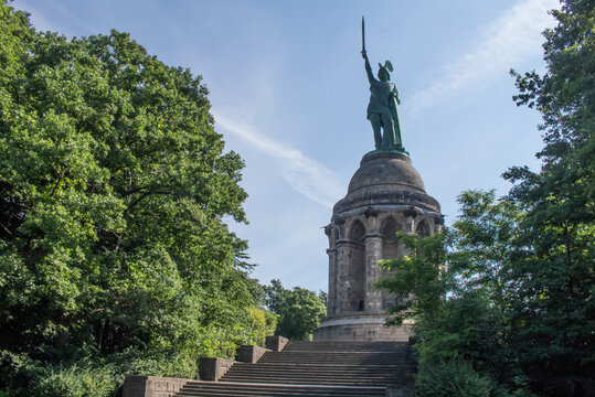 das Hermannsdenkmal im Teutoburger Wald