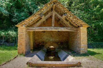Un ancien lavoir.