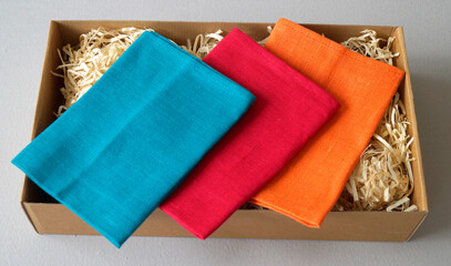 Multicolored linen napkins and towels