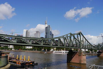 Fototapeta na wymiar Frankfurt am Main - Eiserner Steg 