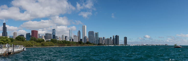 Fototapeta na wymiar Panoramic of downtown Chicago