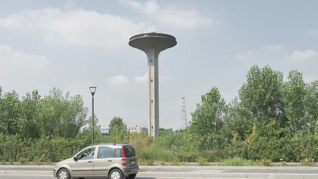 UFO Archeologia industriale torre acquedotto serbatoio totale ambiente