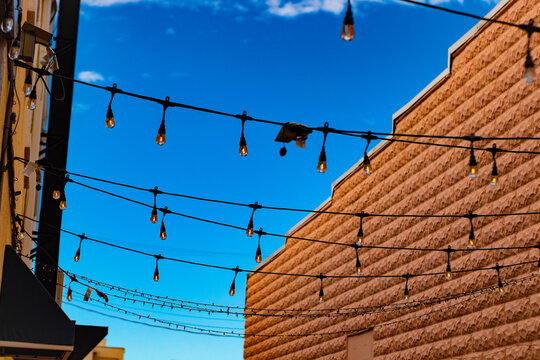 hanging lights in florida street