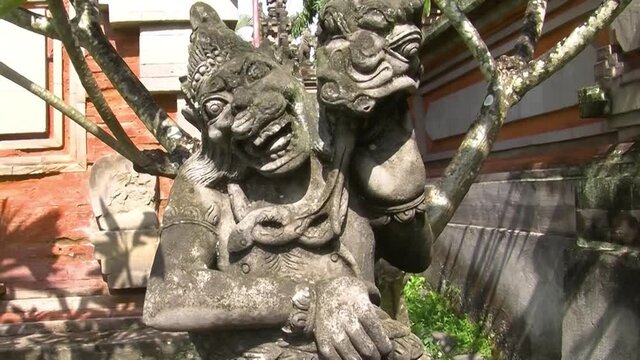 Statue at Kertha Gosa Pavilion (the Hall of Justice) in Bali, Indonesia.