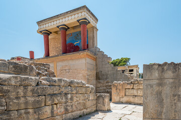 Knossos palace at Crete, Greece Knossos Palace, is the largest Bronze Age archaeological site on Crete and the ceremonial and political centre of the Minoan civilization and culture.