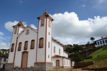 Fototapeta premium Mother Church called Nossa Senhora da Imaculada Conceição at Serro/MG with blue sky in a sunny day