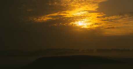 Obraz premium sunset in the mountains
