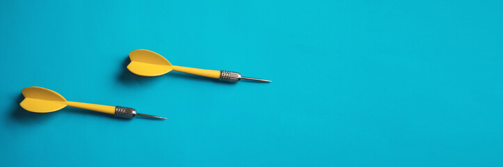 target arrow on the blue table