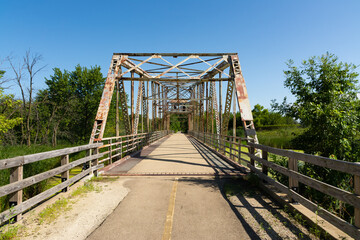 Fototapeta na wymiar Old Swing Bridge