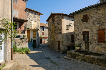 France, Ardèche (07), Thuyets, village de caractère.