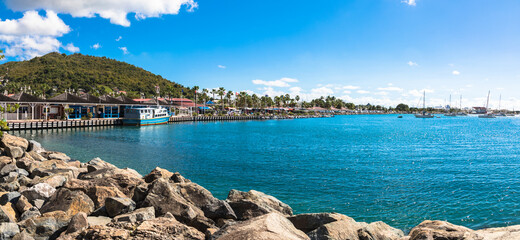 Fototapeta premium Panoramic view of Marigot bay, Saint Martin, Caribbean